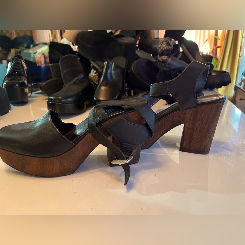 Top Shop black clog heels 8.5 or 39